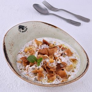 Fateh Hummus With Yogurt / فتة حمص باللبن